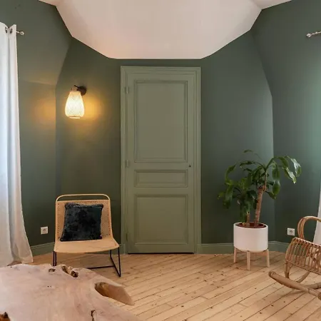 Le Leon Bourgeois 6 Personnes Hypercentre Apartment